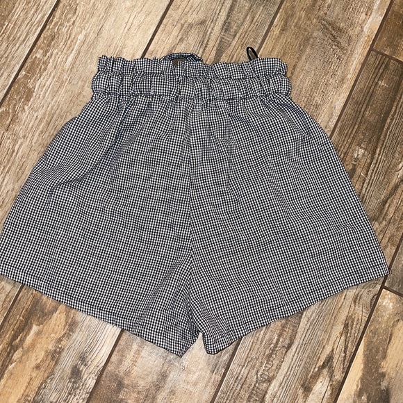 Shorts - Picture 2 of 2